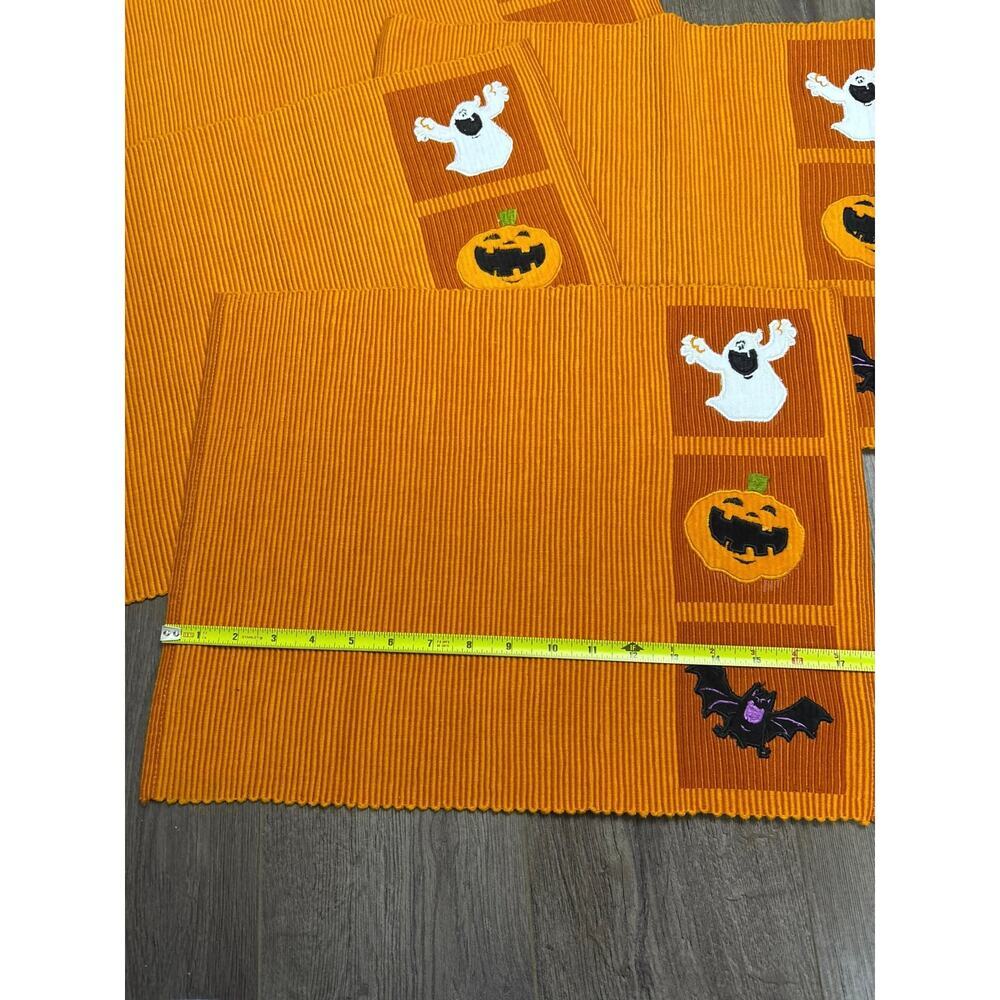 Halloween Placemats Set of 4 Ghost Pumpkin Bat Orange Vintage Target 2008 NWT - Picture 3 of 7